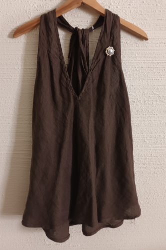 top-lniany-broszka-dekolt-v-czekoladowy-braz