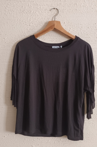 bluzka-tshirt-fredzle-czarny-boho