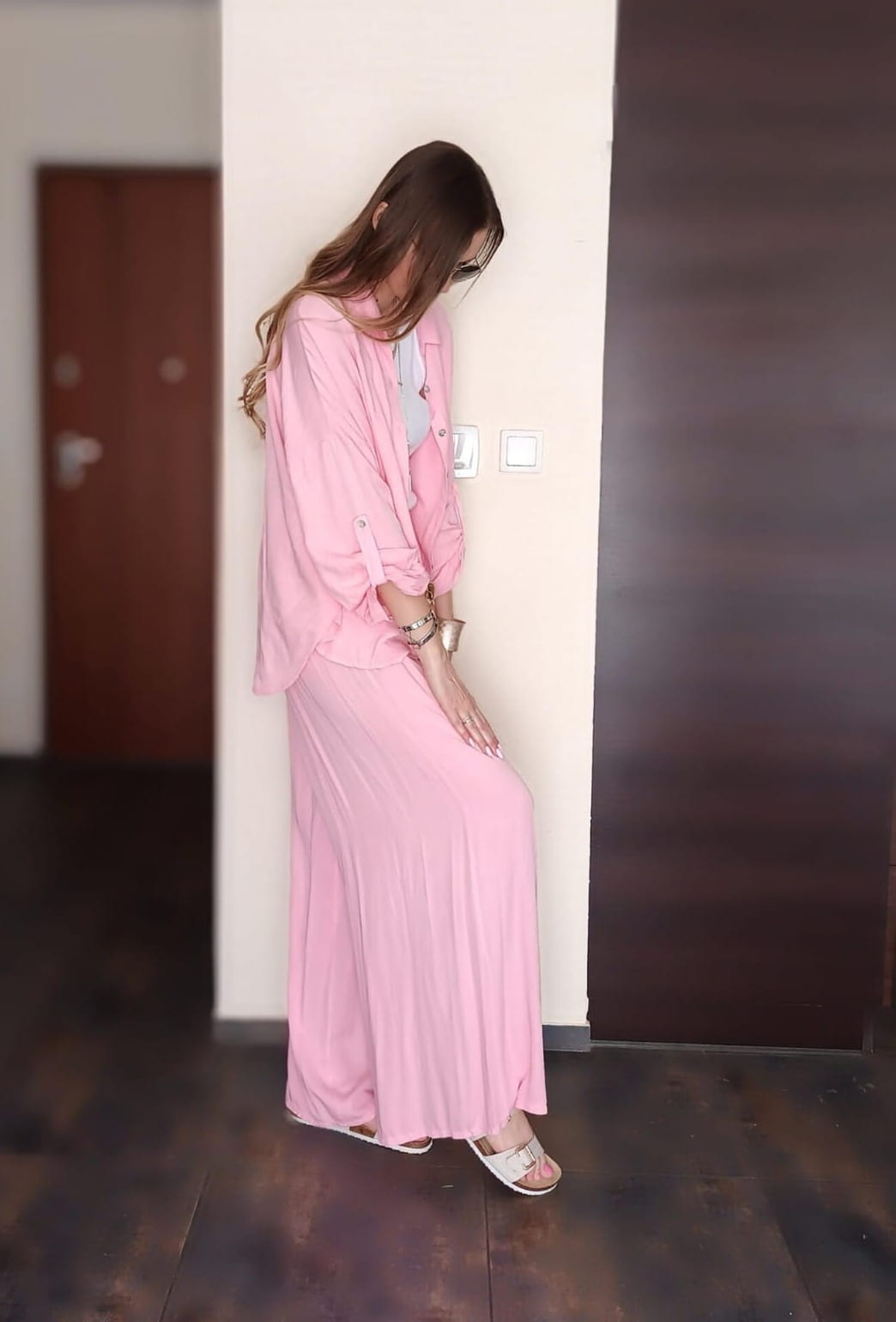 Spodnie-dlugie-wiskoza-rozszezana-nogawka-dla-wysokich-kobiet-rozowe-wiskozowy-komplet (7)