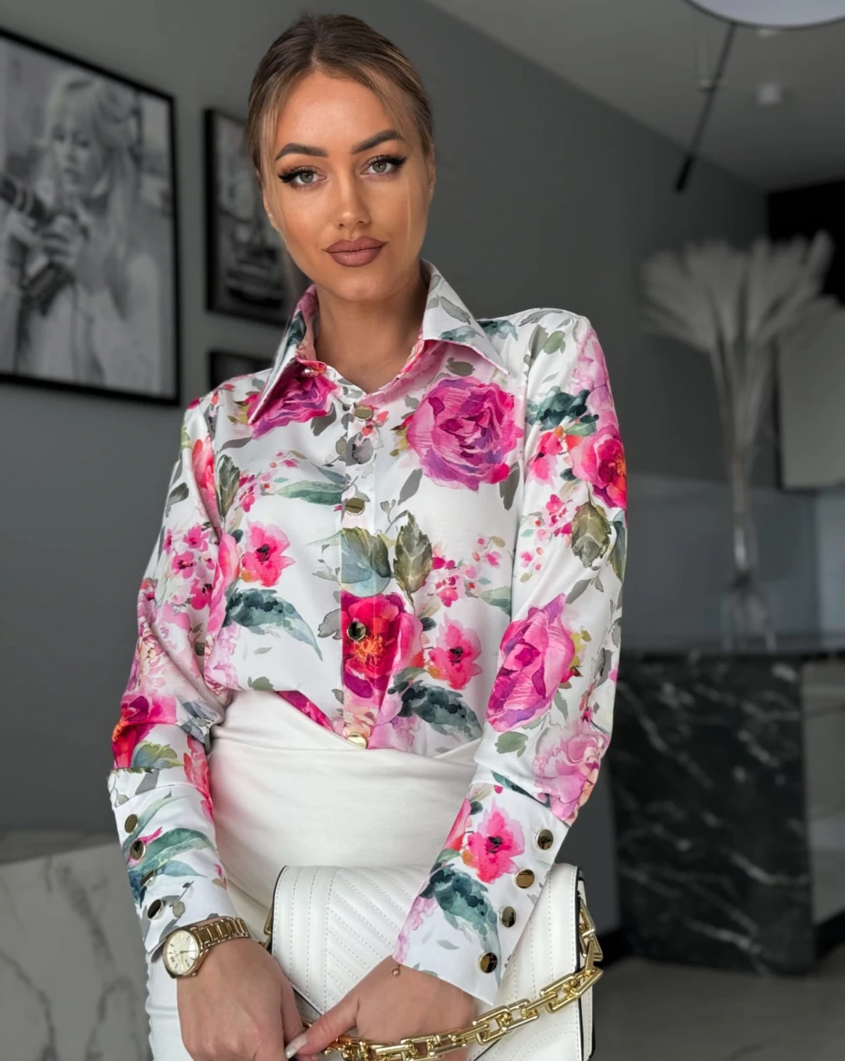 koszula-marina-kwiaty-bialo-rozowa (3).webp