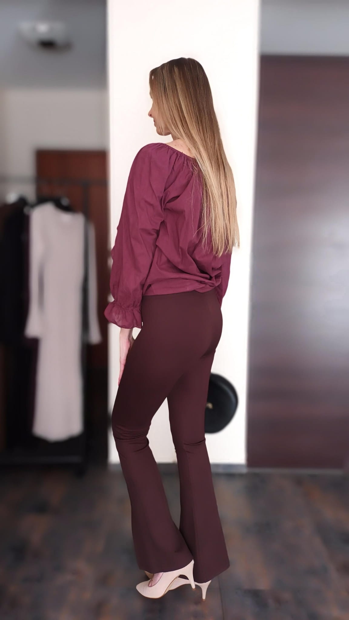 legginsy-spodnie-z-rozcieciem-brazowe-czekoladowe (2)