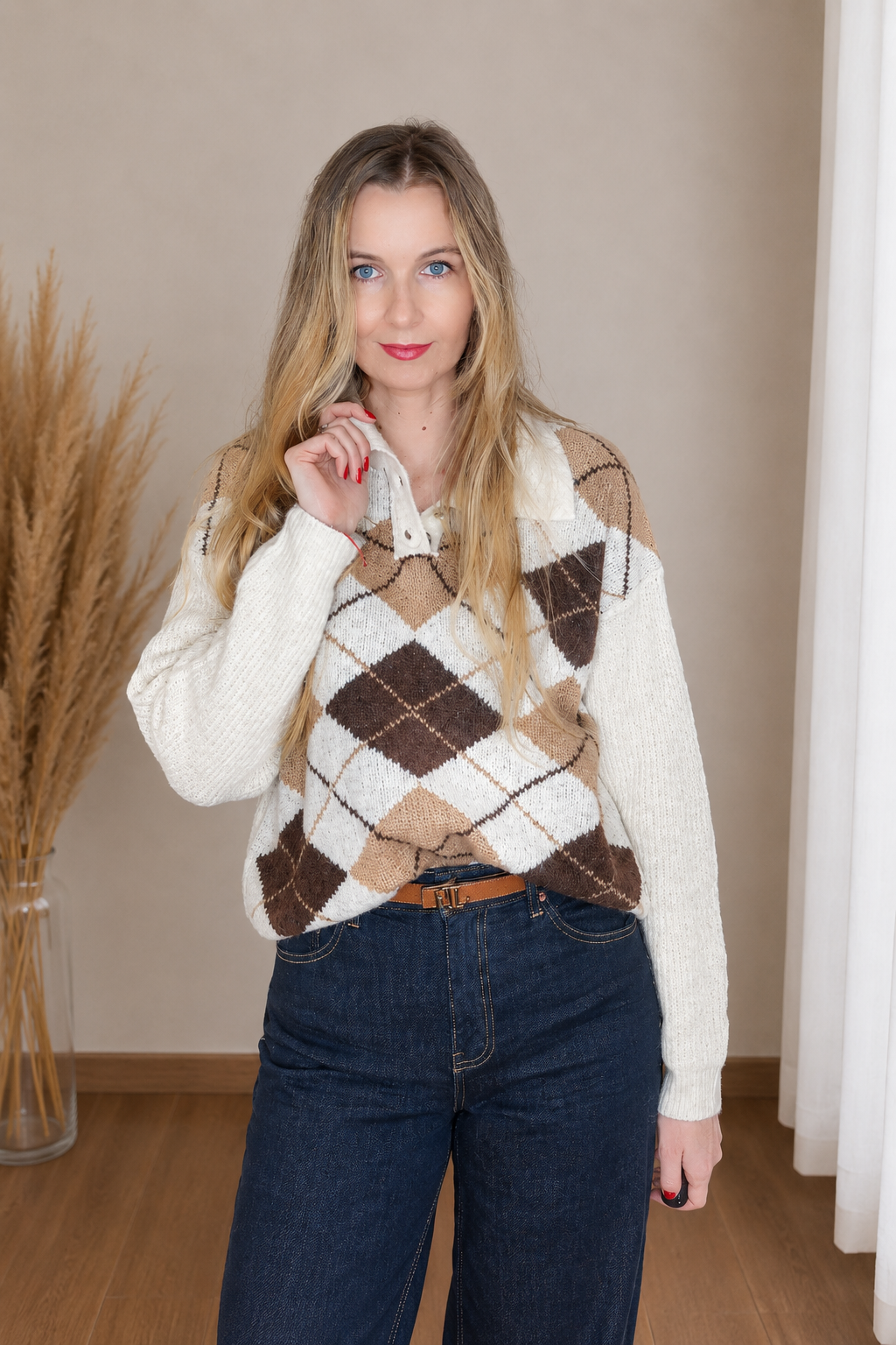 sweter-polo-z-kolnierzykiem-bezowo-brazowy