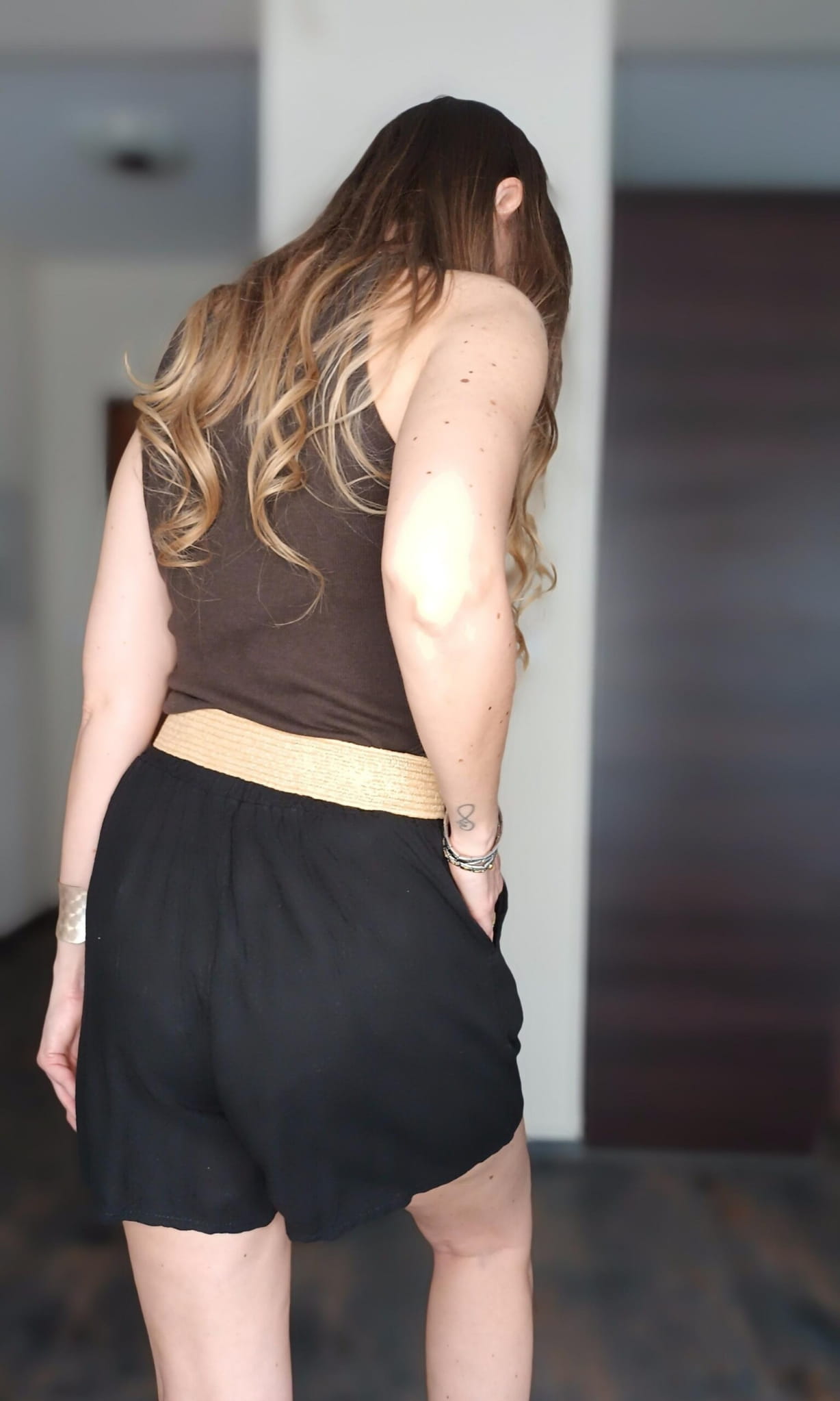 czarne-szorty-len-fango-pasek- (3)