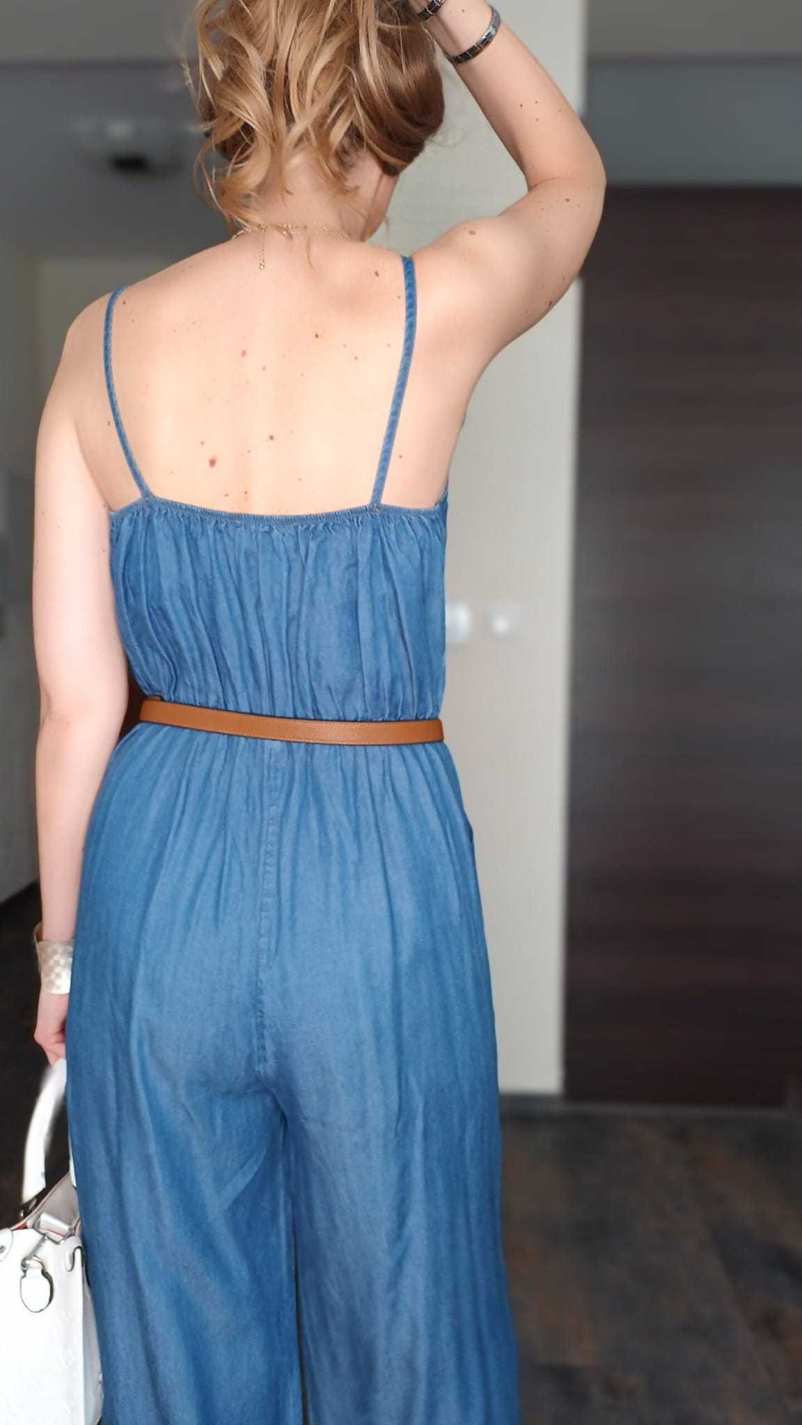 Kombinezon-jeansowy-dlugi-falbanki-ramiaczka-niebieski (9)