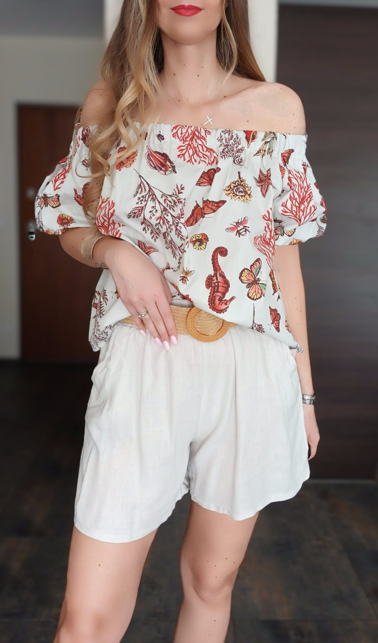 szorty-len-z-paskiem-bezowe-lato (6)