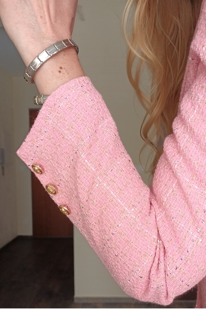 marynarka-rozowa-zlote-guziki-ala-chanel (2)