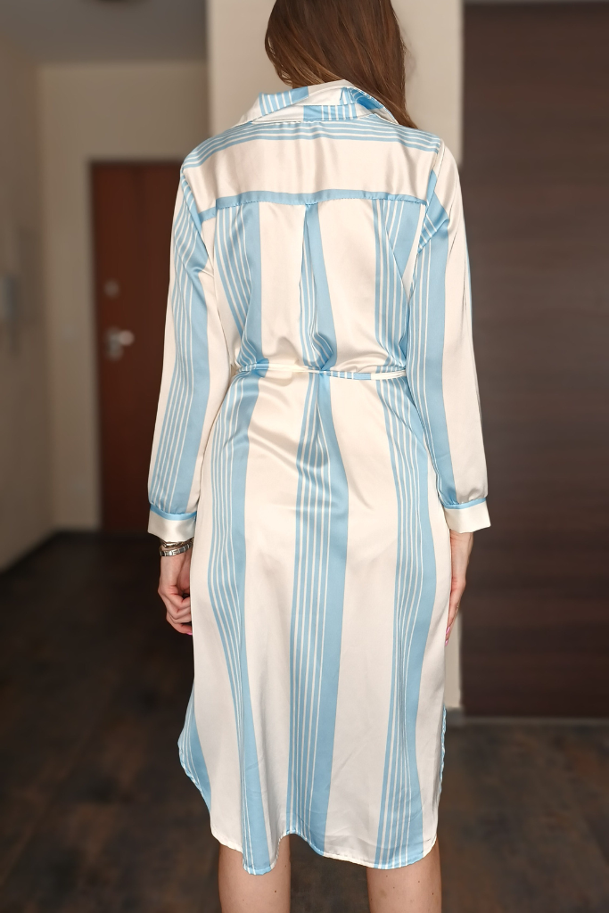 sukienka-midi-w-pasy-niebiesko-biala-dlugi-rekaw-bawelna (7)